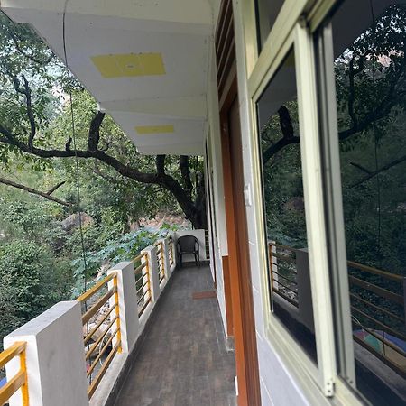 Shivanjal Stay Rishīkesh Esterno foto